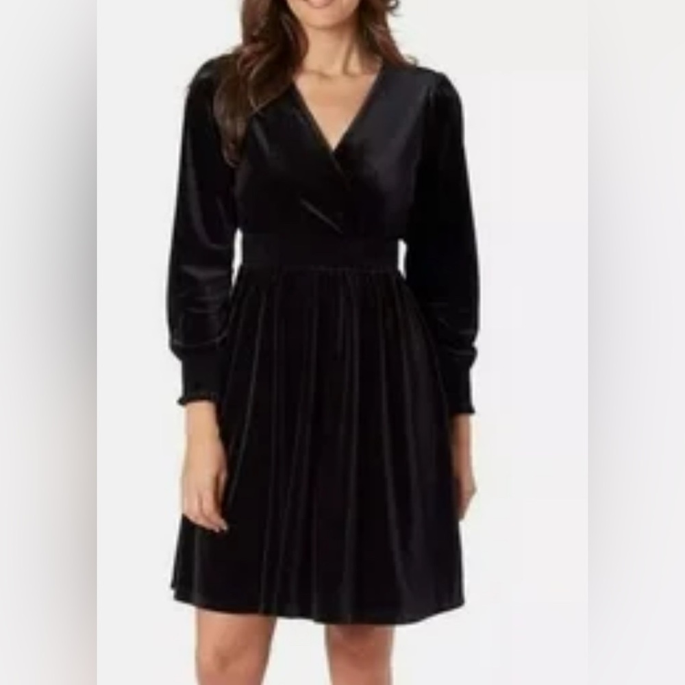 NWT HAUTE ROGUE BLACK DRESS SIZE SMALL WOMEN'S